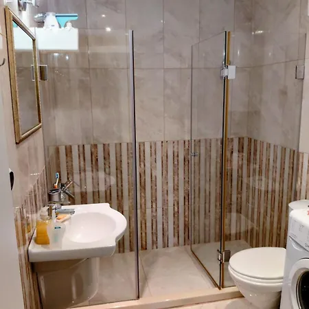 Izida Palace Garden Oasis Apartament Bŭnzarito